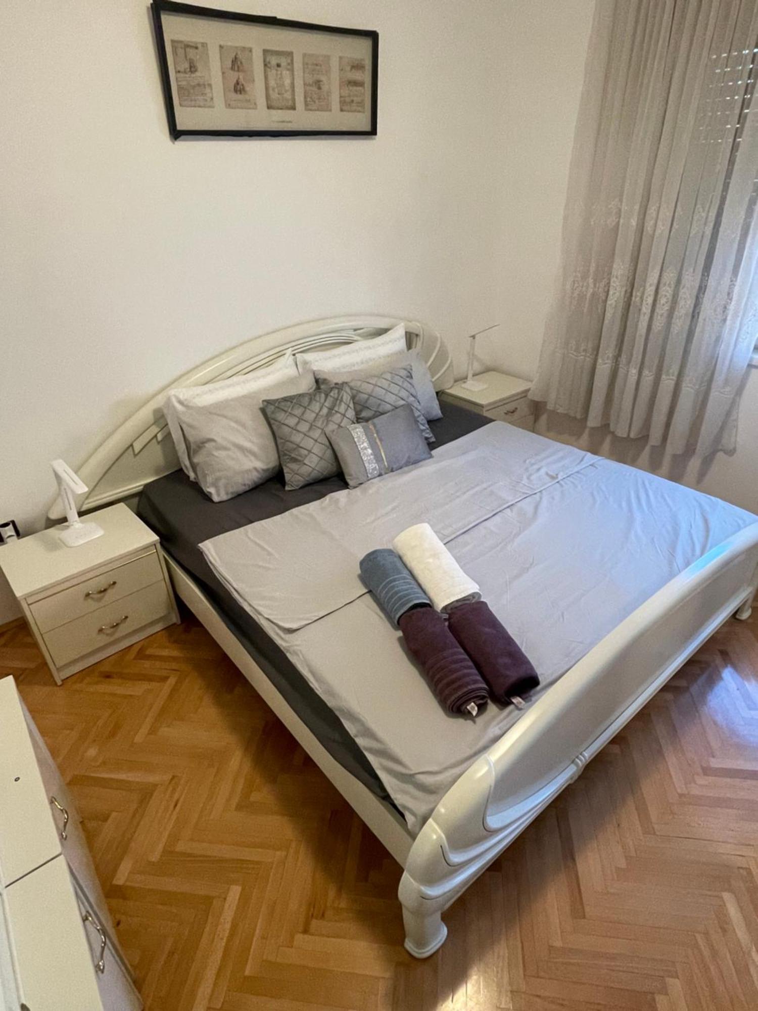 Апартаменти Apartman Robert Задар Екстер'єр фото